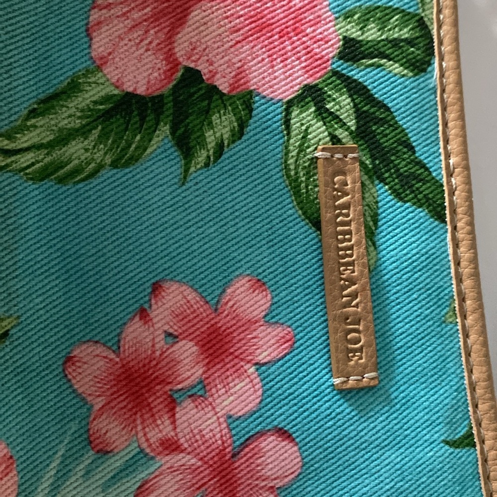 Caribbean Joe small purse - Picture 7 of 7